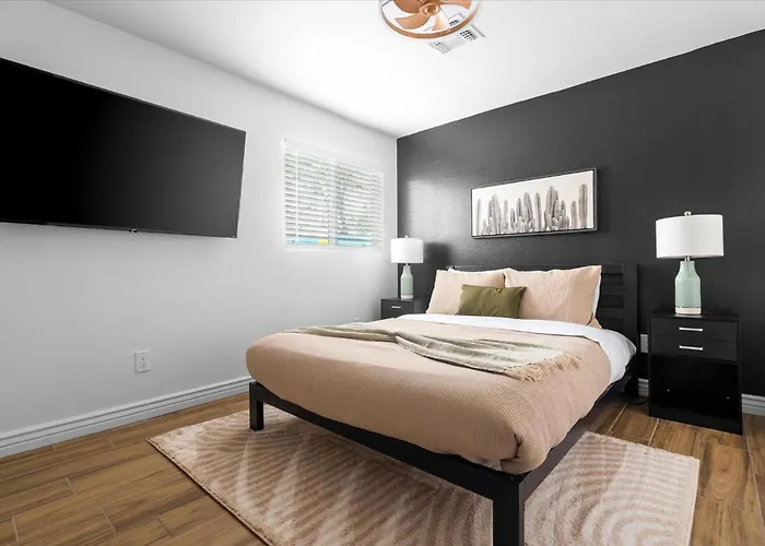 8br Retreat With Private Pool & Arcade, Sleeps 18 * Mesa