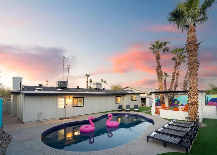 8br Retreat With Private Pool & Arcade, Sleeps 18 *